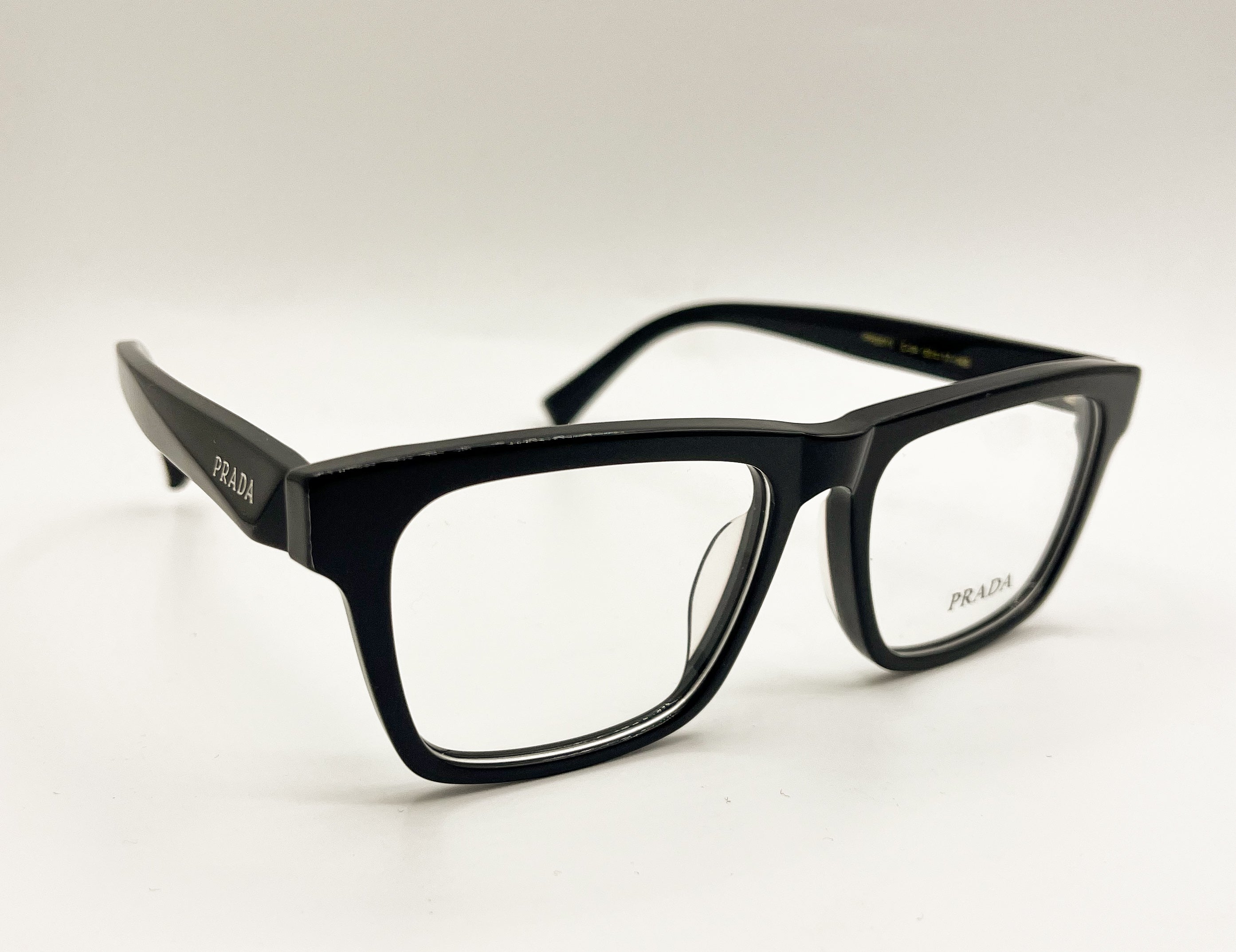 Prada | 06YV