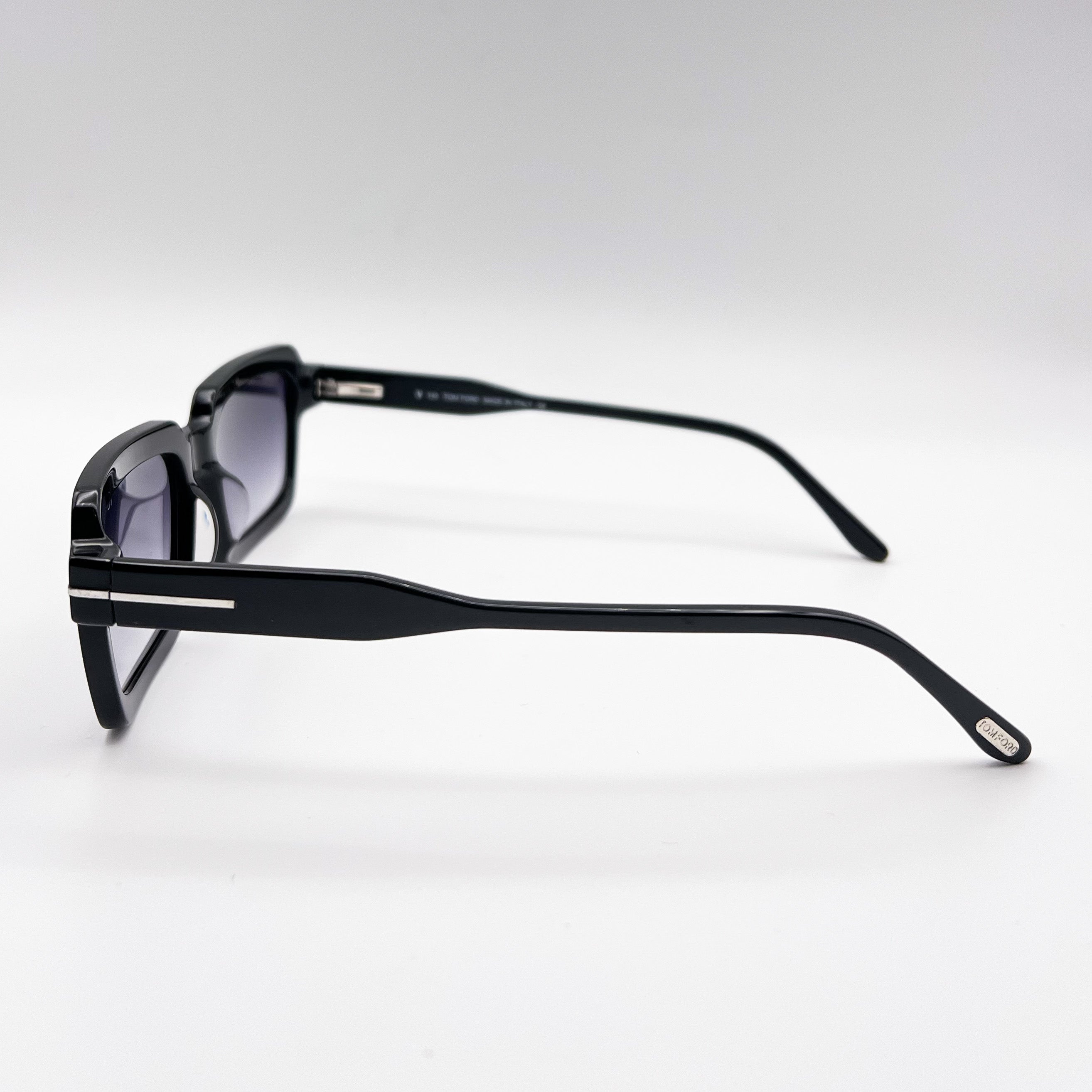 Tom Ford | FT5711