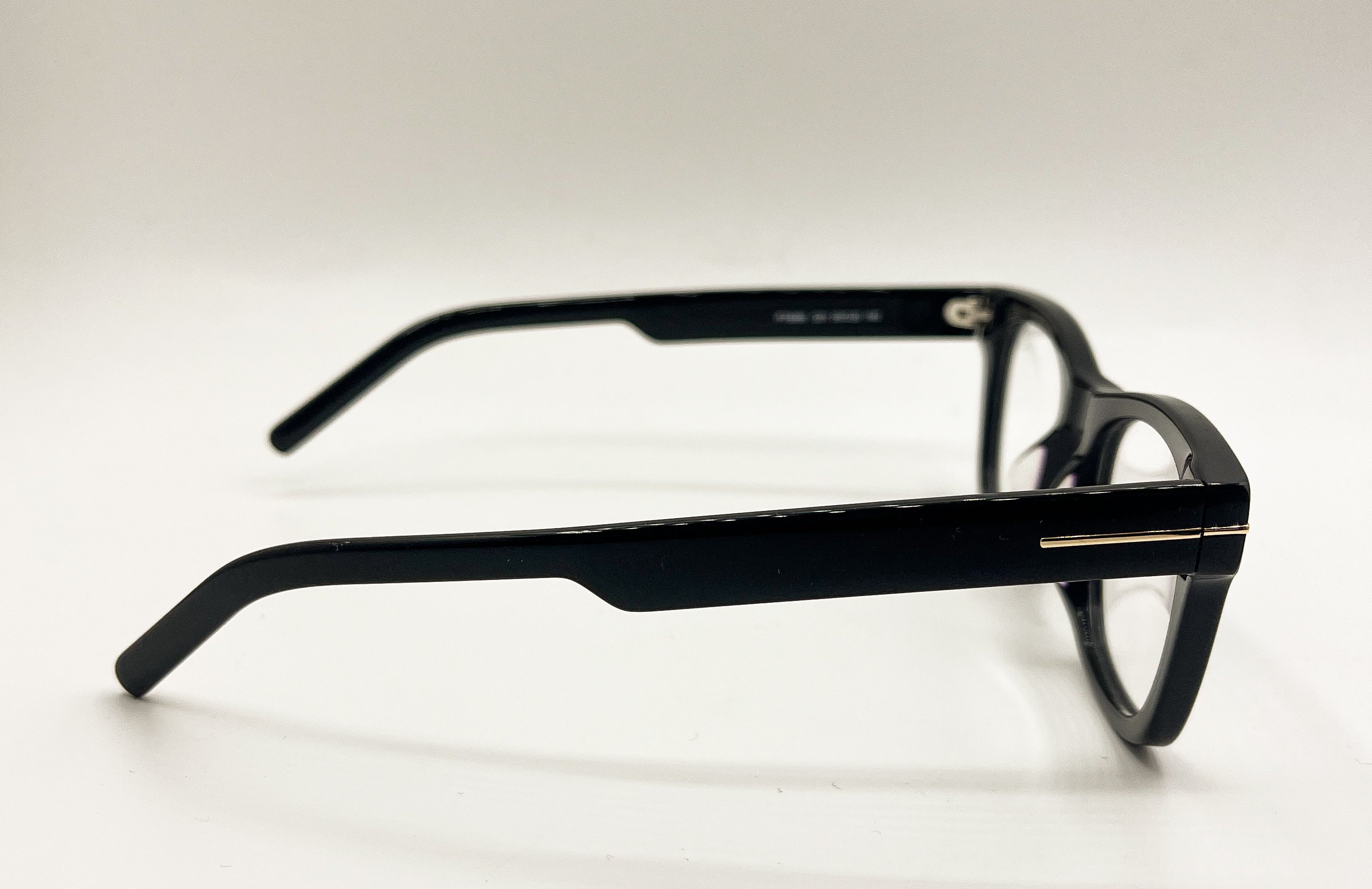 Tom Ford | FT-5586