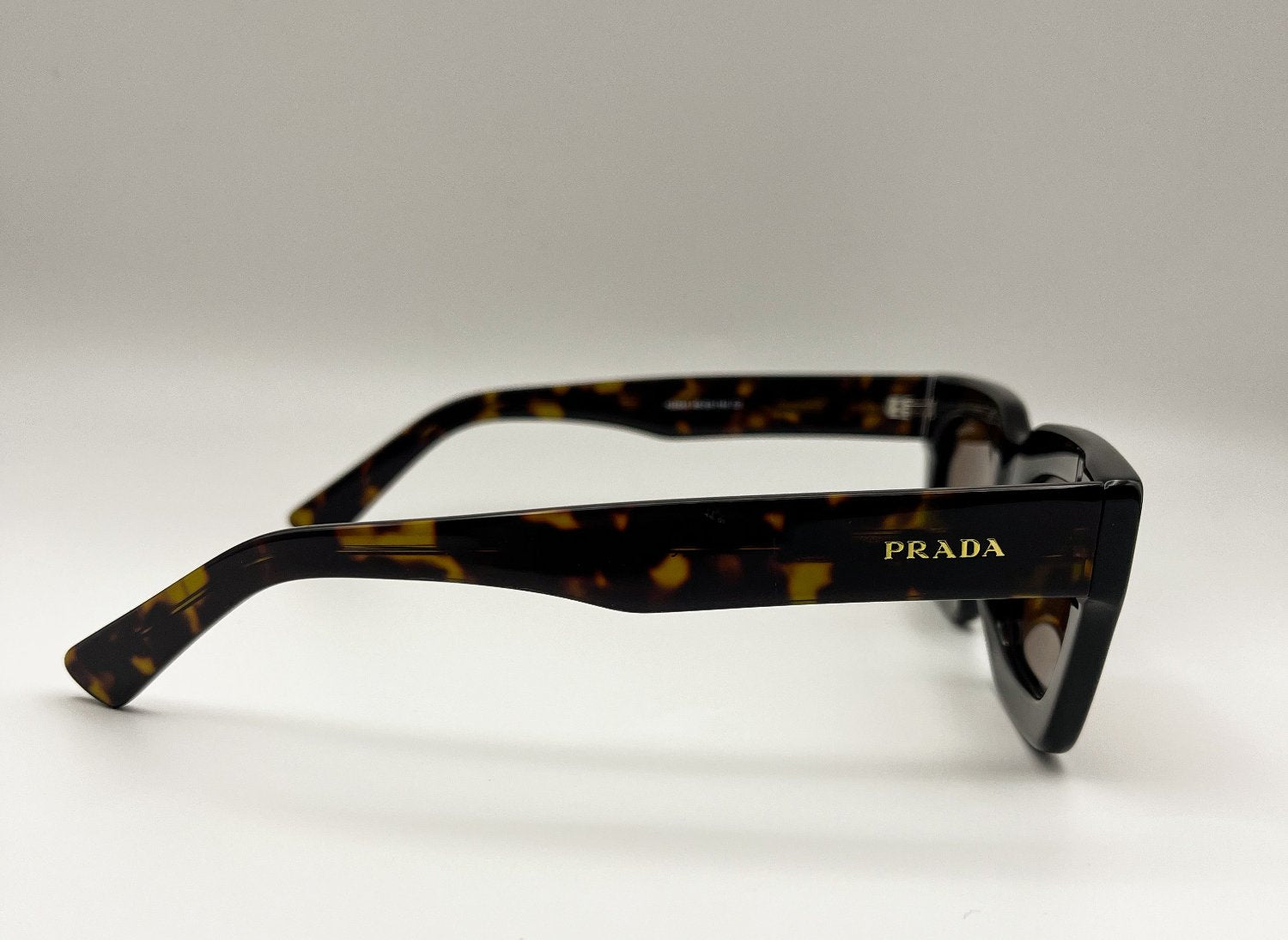 Prada | H-284