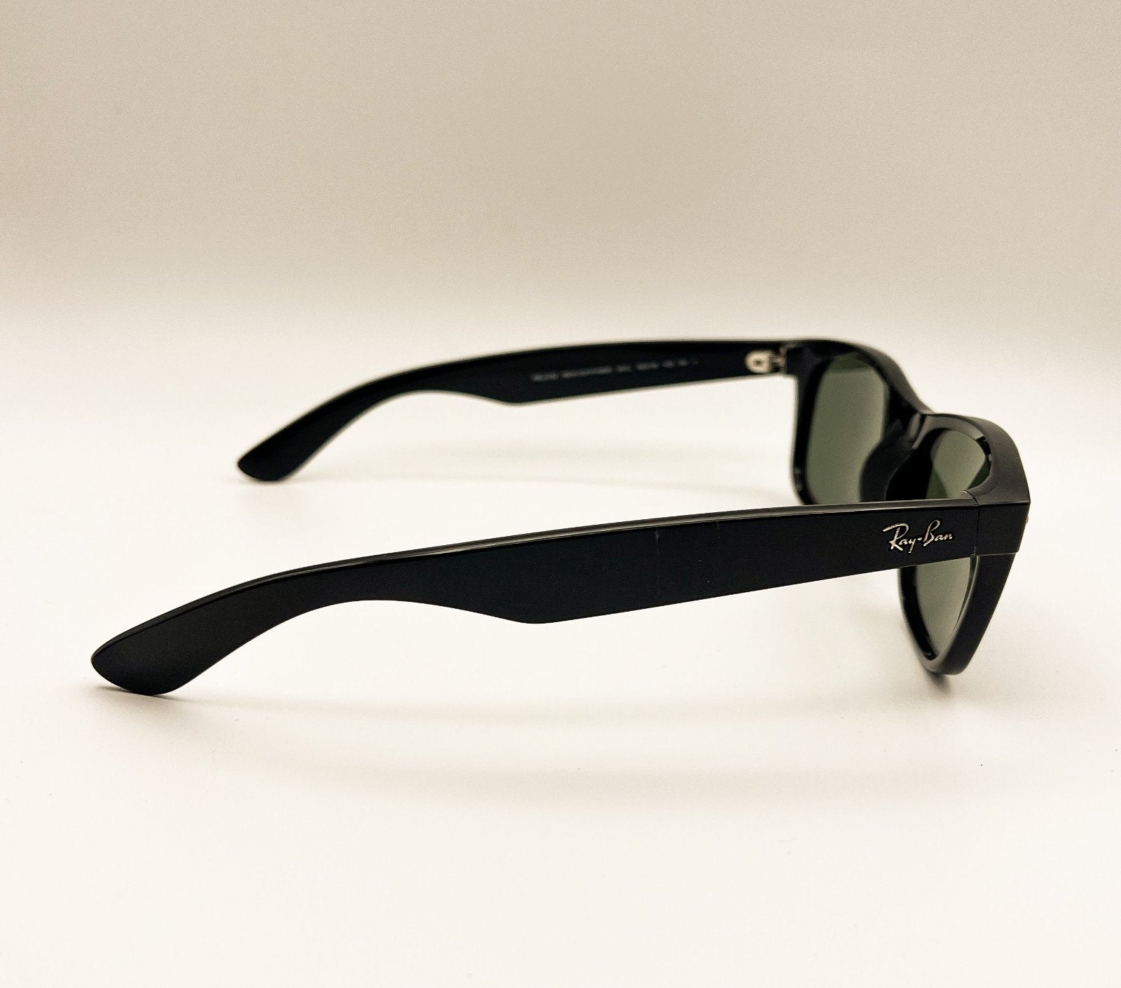 Rayban | 2132 (New Wayfarer)