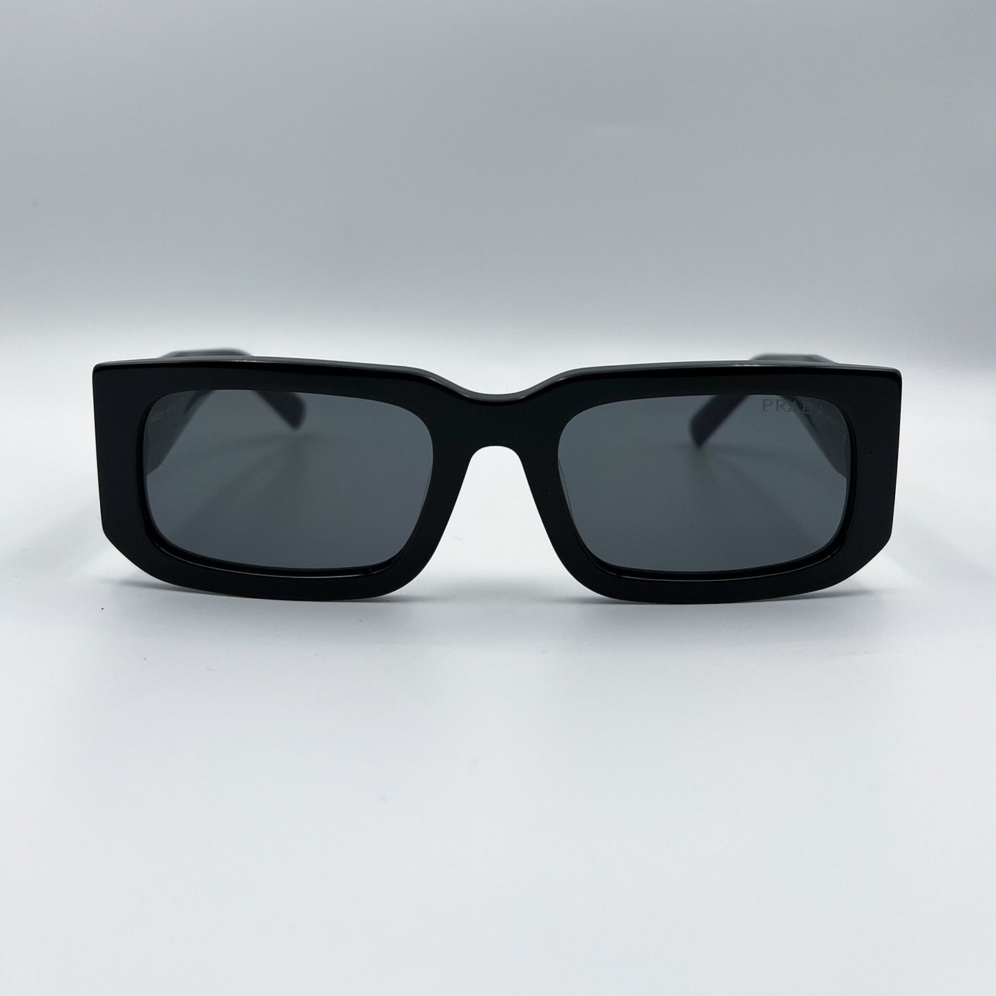 Prada Sunglasses | SPR-06Y