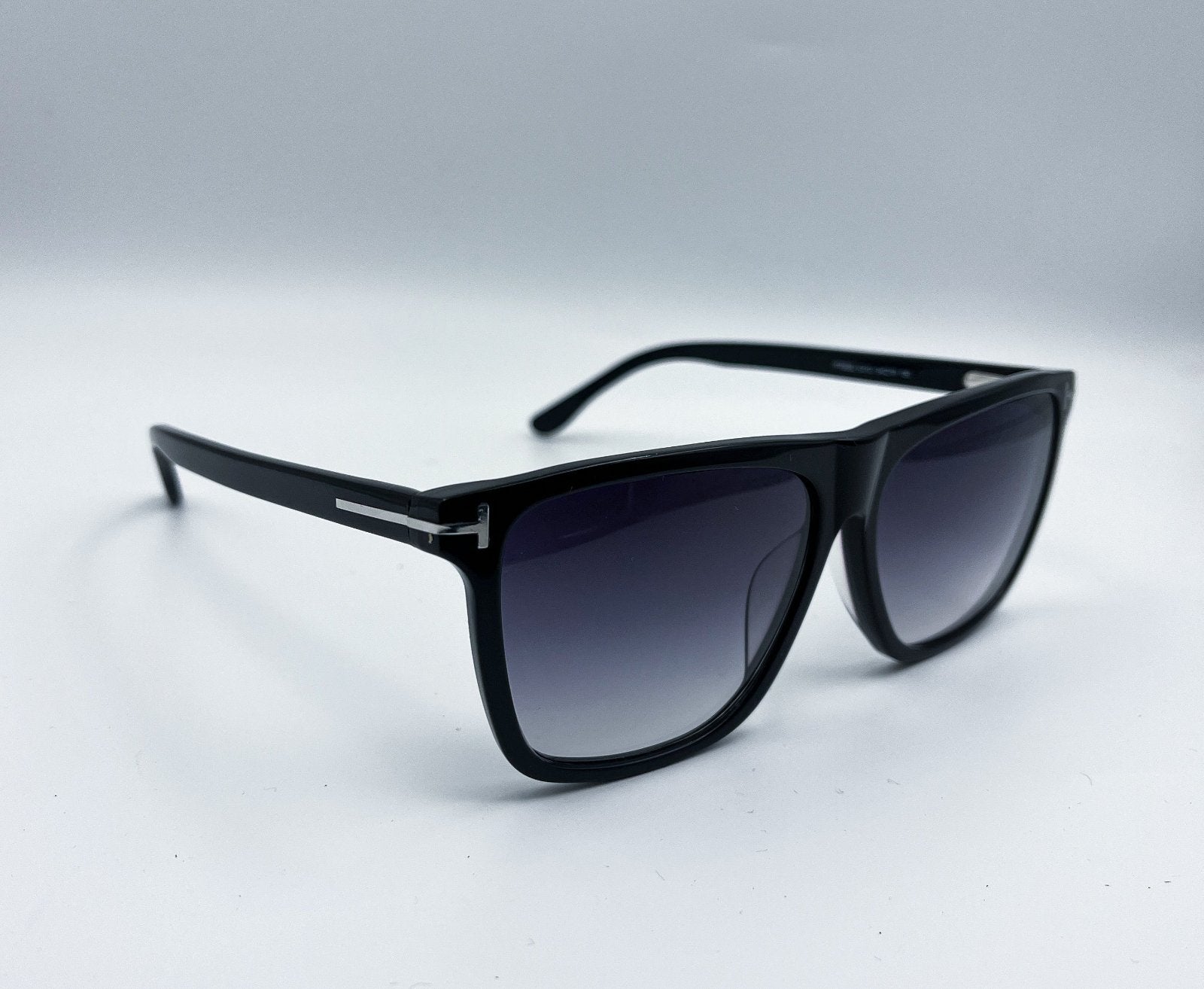 Tom Ford | FT-0832